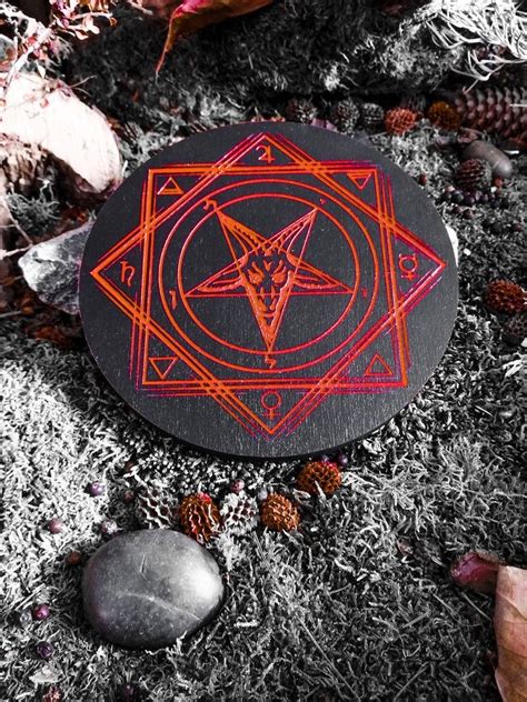 The Dark Goddess Lilith and the Moon: Lunar Witchcraft Practices
